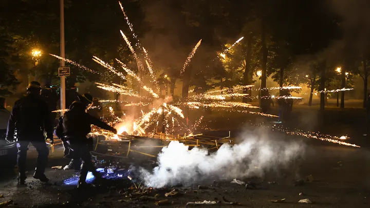 french riots today