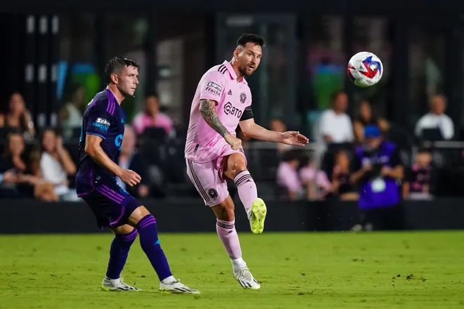Lionel Messi scores as Inter Miami beats Charlotte in Leagues Cup quarterfinals