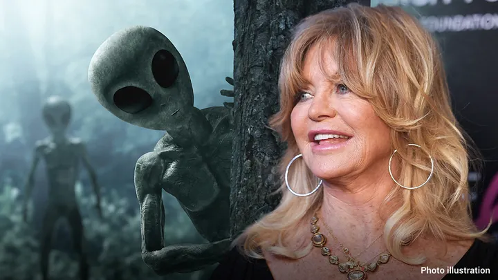 The actress says she 'made contact' with aliens: 'They touched my face'