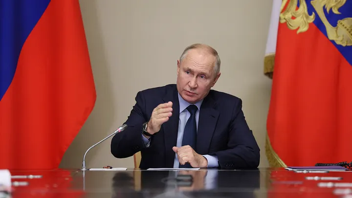 Vladimir Putin has no rivals for presidency ahead of election, spokesman says